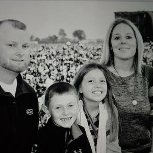 Meet your Posher, Sunny